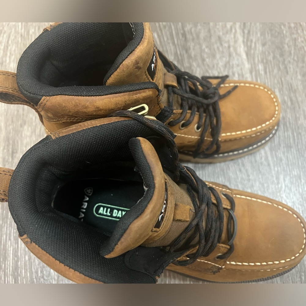 Ariat Moc Toe Boot (Men’s) - Picture 4 of 9